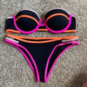 LIKE NEW!! VS Strapless Bathing Suit